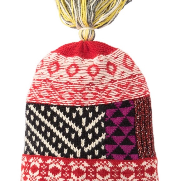 Burberry Accessories - ❤️$295 Burberry Mixed Knit Tassel Beanie NWT